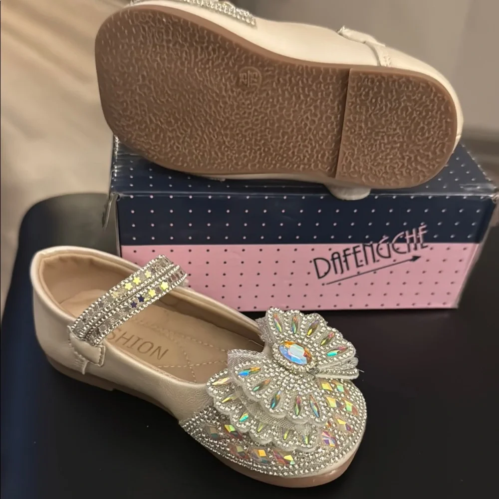 DAFENGCHE these elegant
